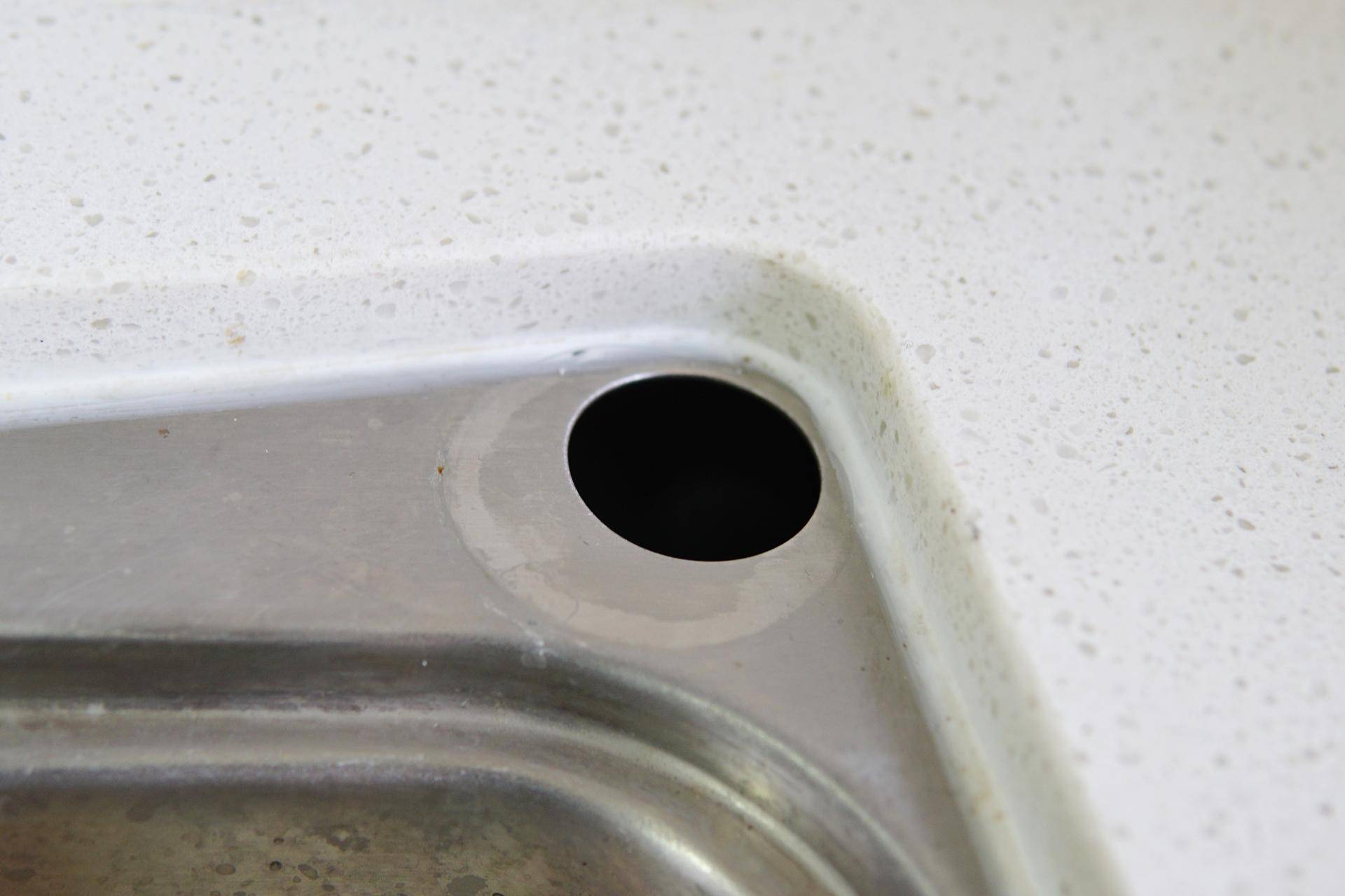 房价那么贵一点也不能浪费,台面净热一体净水机测评