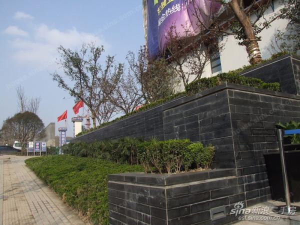 万科朗润园精装三房视野很好拎包入住带飘窗的户型