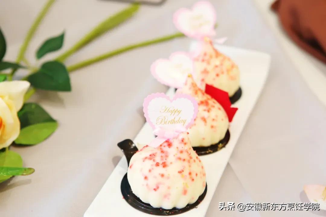 吉利丁片和吉利丁粉用量一样吗,烘焙吉利丁片和吉利丁粉区别