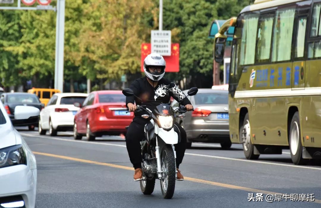 豪爵nk150s越野视频,豪爵nk150s越野摩托车试驾