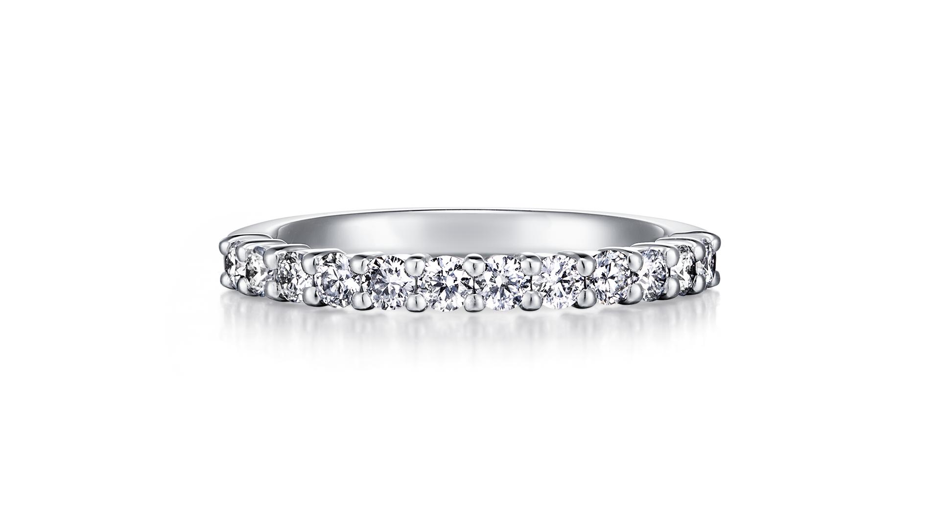 戚薇鎏金大片,戚薇戴铂金首饰拍摄