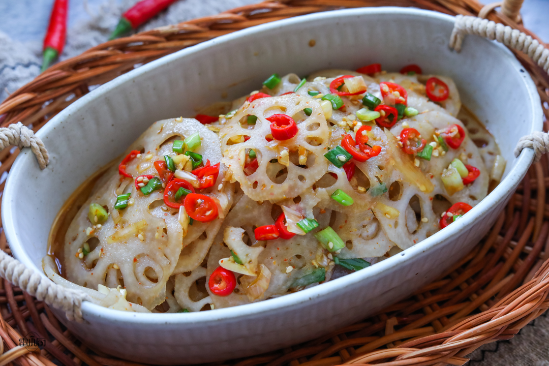 小苏打煮莲藕莲藕怎么做不发黑,莲藕炖排骨怎么才能让莲藕不发黑