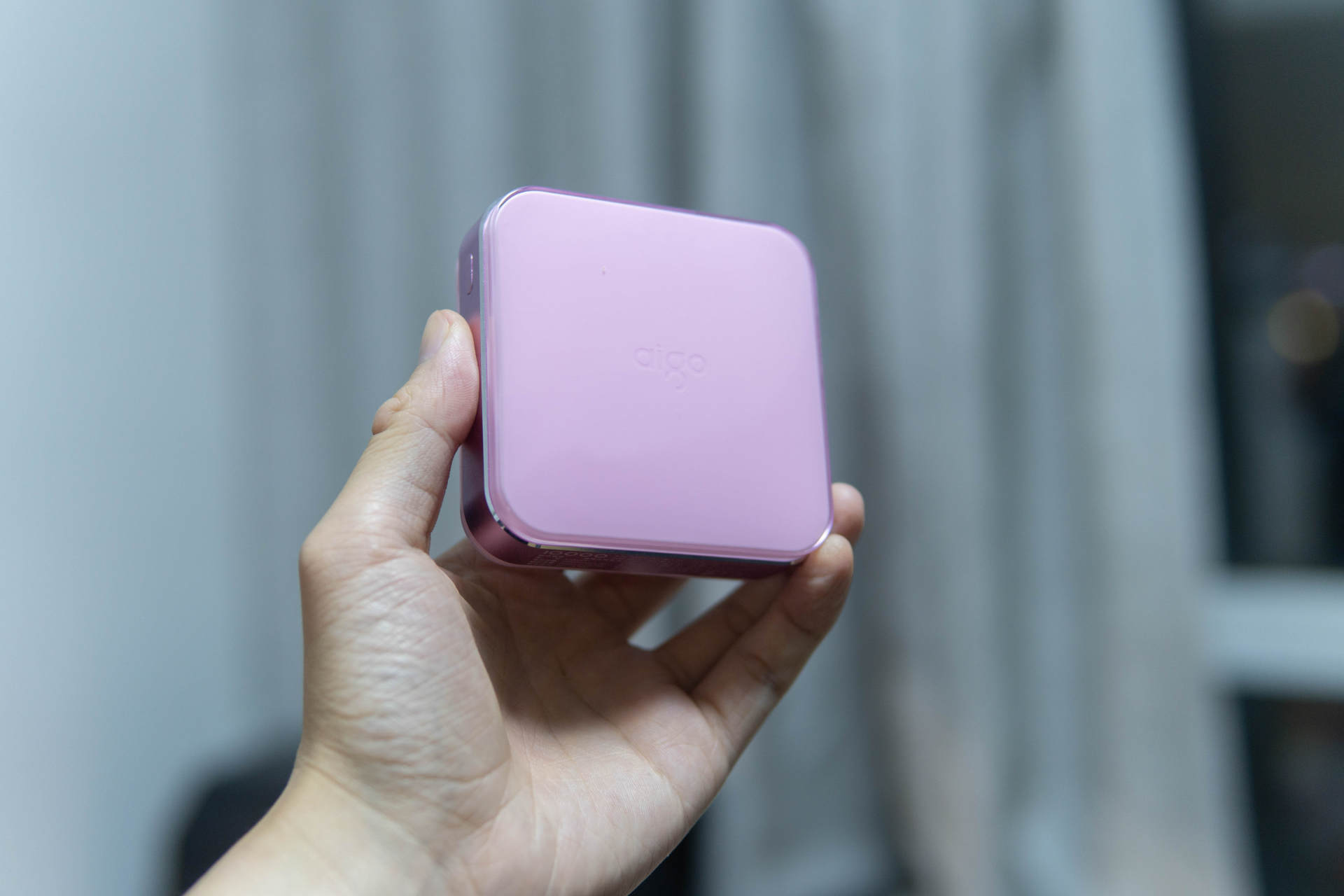 爱国者高颜值充电宝,充电宝推荐爱国者充电宝