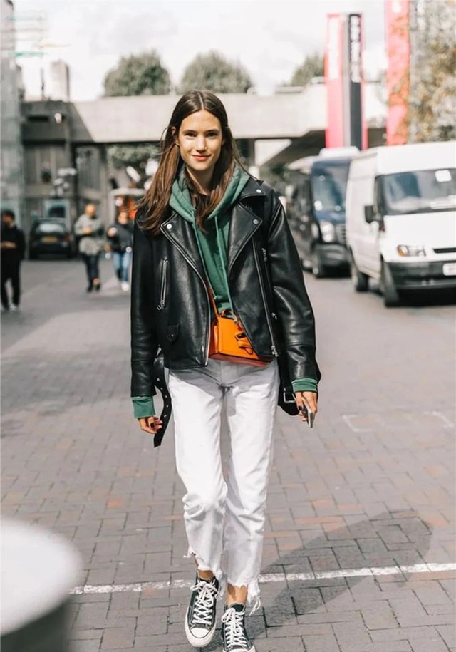 皮衣适合自然型风格的人穿嘛,短款皮衣外套中性风