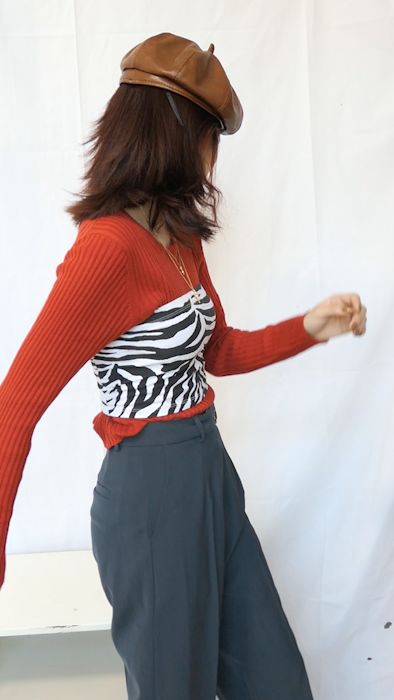 最节省空间又简便的叠风衣方法,薄款中长风衣怎么叠