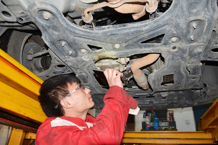 车开久了噪音大要做什么保养,车子的噪音越来越大了怎么回事