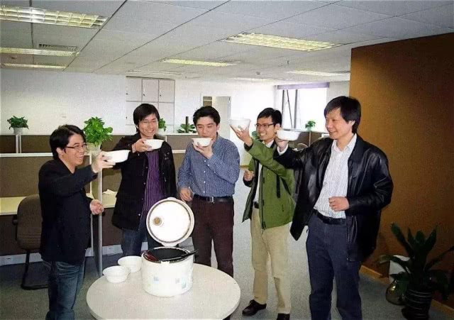 小米创始人雷军简历,小米创始人雷军的搞笑视频