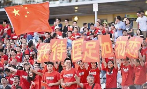 高峰那英多少岁,那英前夫高峰现在怎么样了