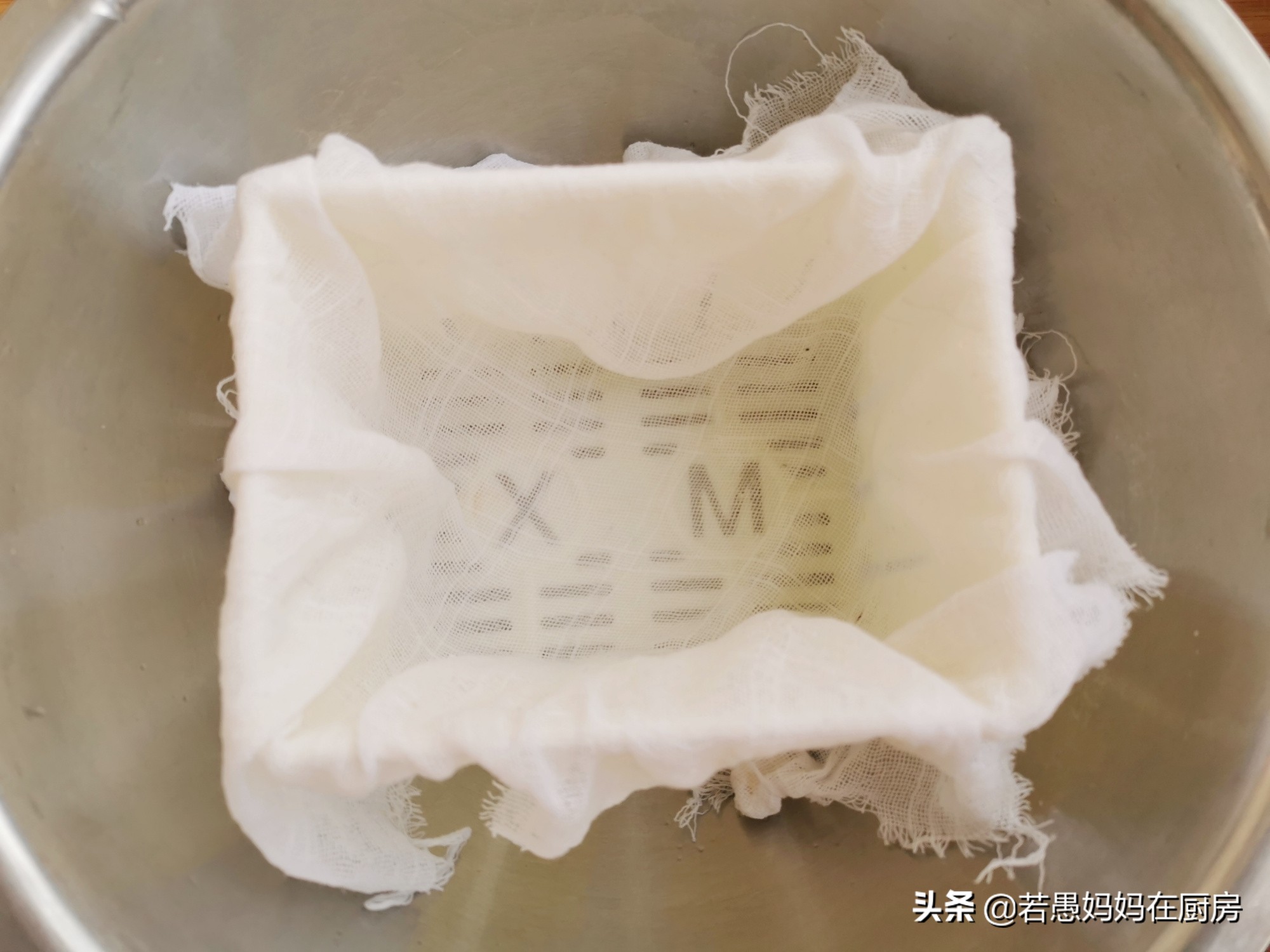 在家用1斤黄豆和白醋做豆腐,1碗黄豆2勺白醋教你在家自制豆腐