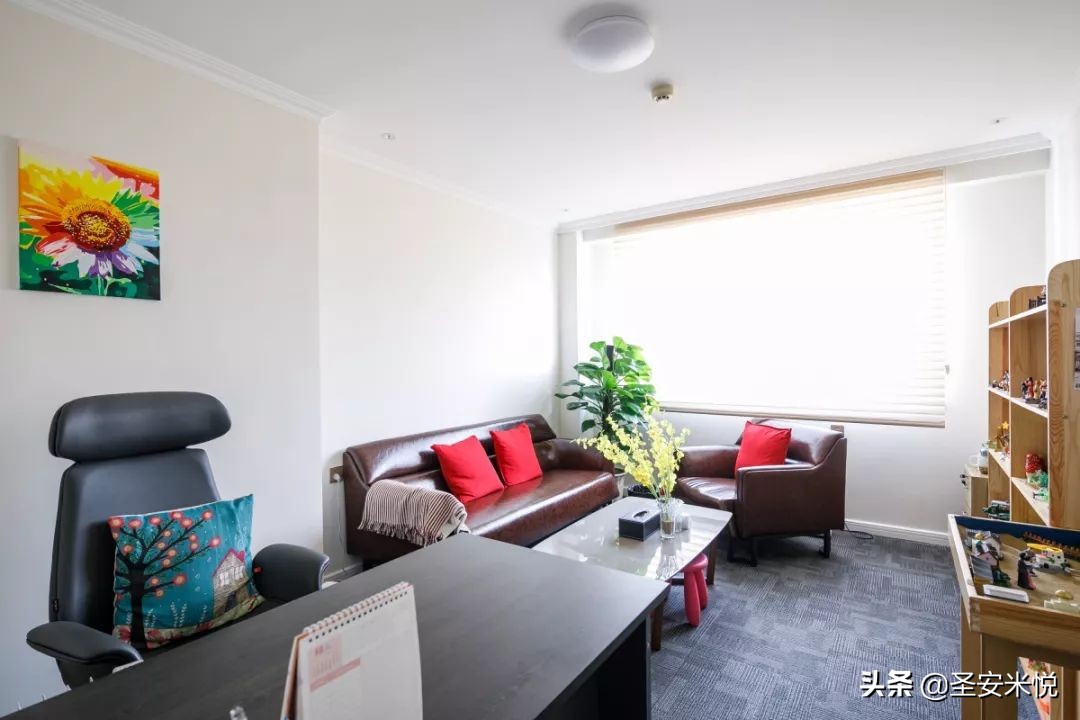 成年人的崩溃都在安静里,成年人的崩溃都是无声的大哭