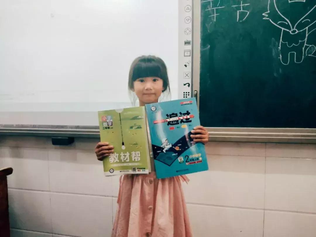 公益助学助梦起航,公益助学筑梦起航视频