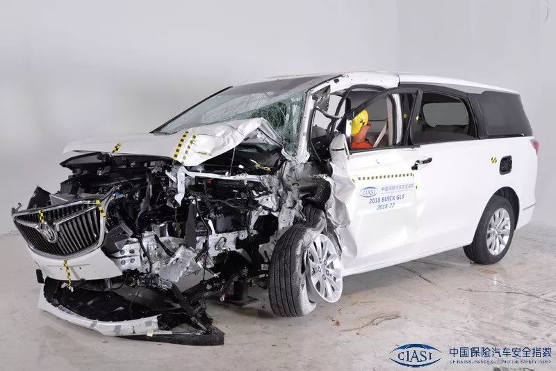 传祺gl8车怎么样,传祺gl8混动版