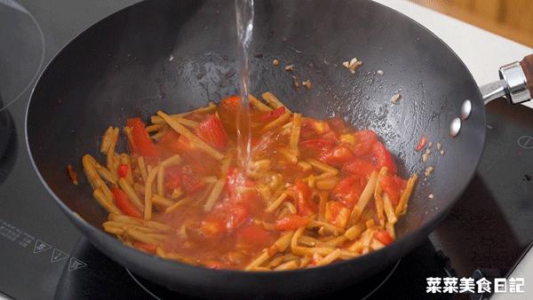 一年卖出70亿!摆摊有它必火,香到城管都要来一碗