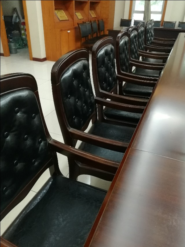 办公皮椅子掉皮怎么修补,办公椅子脱皮怎么处理