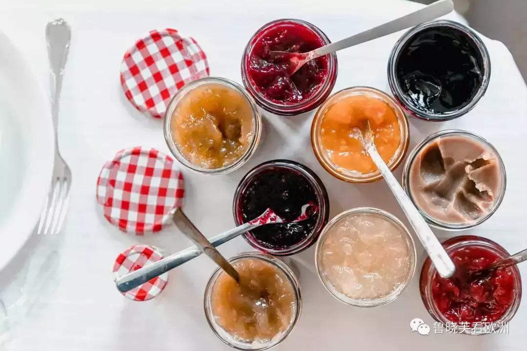 去法国买什么礼物最便宜,去法国回来买什么伴手礼