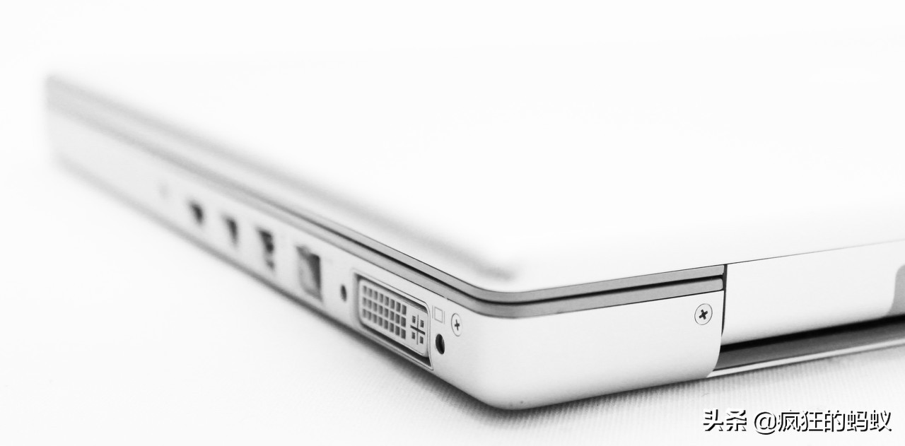 台式电脑主机灯亮但是无法开机,电脑主机开机滴滴响显示屏不亮