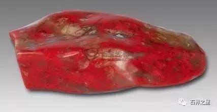 捡到这些石头不要扔,在海边捡到这些石头千万不要丢