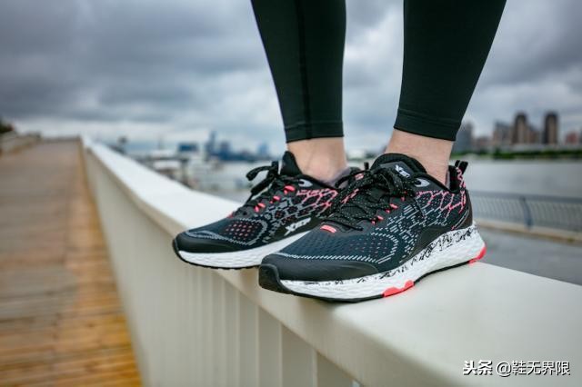 最值得买的10款国产跑鞋,国产跑鞋国际品牌排行