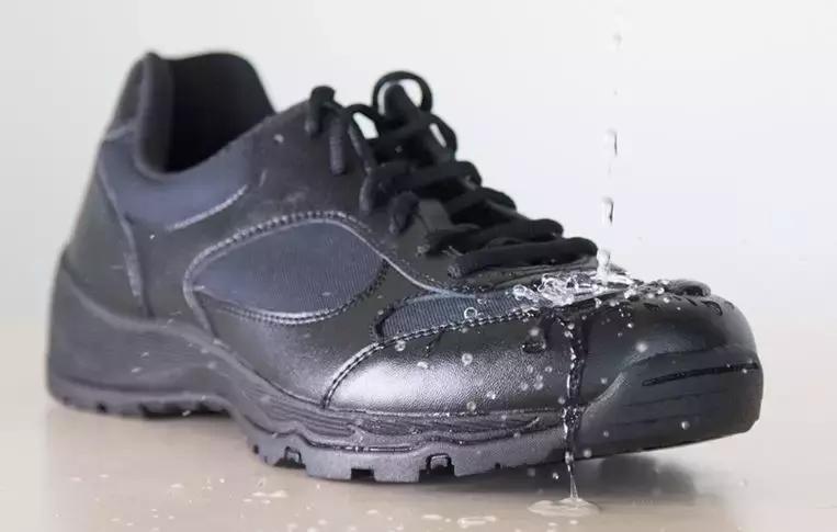 多威迷彩鞋怎么搭配,多威迷彩鞋怎么样