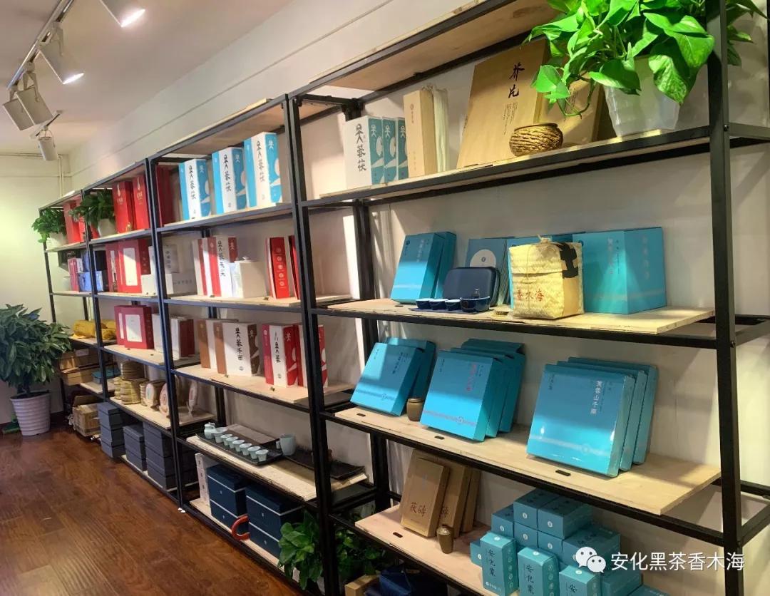 棣欐湪娴疯尪涓氭棗鑸板簵,棣欐湪娴疯尪鍙舵棗鑸板簵