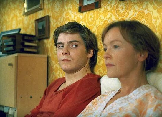 帅到爆炸的美学,日本游戏审美vs美国游戏审美