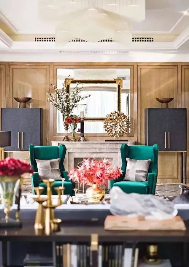 别再见女的就喊美女,见房子就称豪宅,盘一盘上海真正豪宅产品系