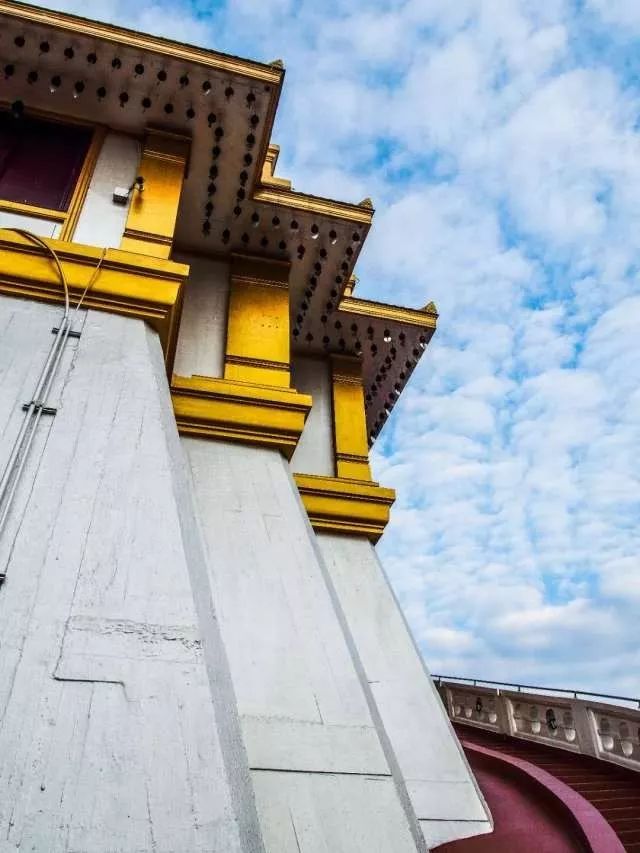 泰国从小就要去寺庙,泰国5泰铢硬币版别