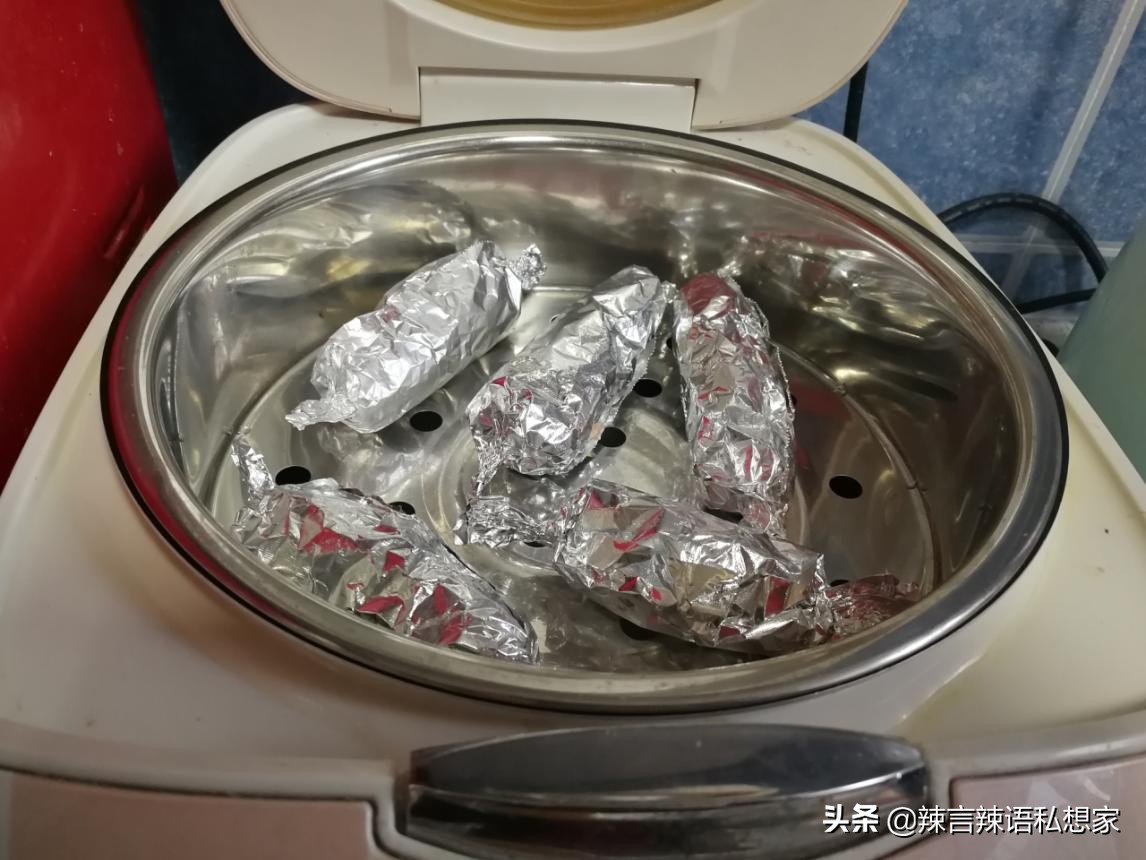 不用锡纸和肠衣自己在家做火腿肠,在家怎么自制火腿肠没有肠衣