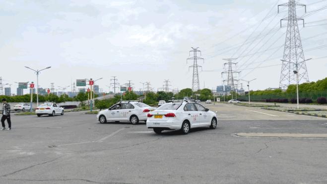 「多伦·面对面」江西蓝天驾校：先行者懂得顺势而为