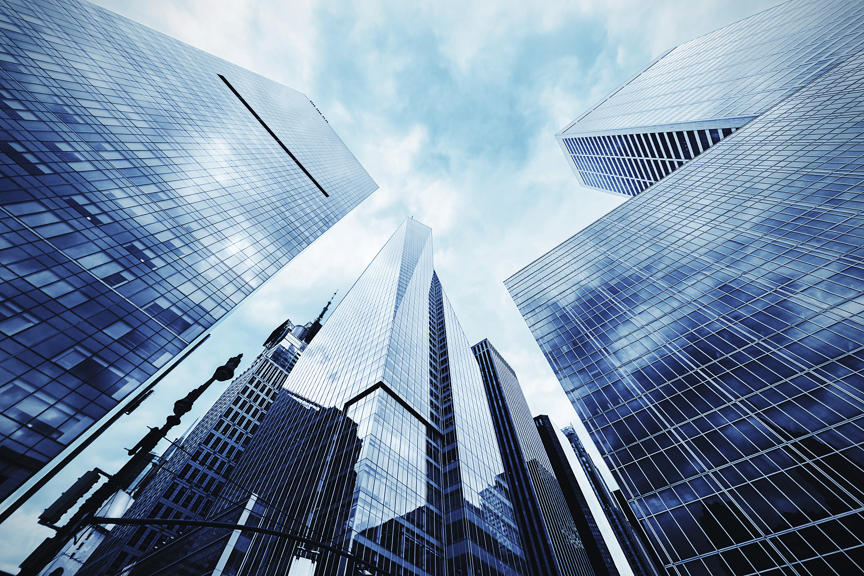 电网校招是越早学校岗位越好吗,电网社招跟校招待遇一样吗