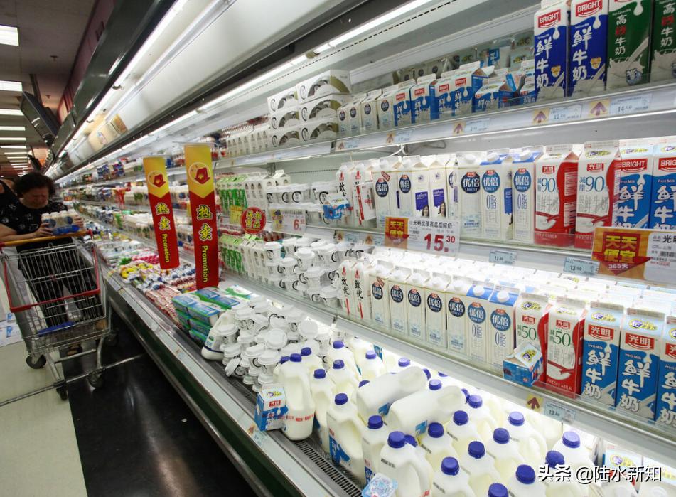 网上卖牛奶24个一箱怎么那么便宜,实体店一箱纯牛奶价格