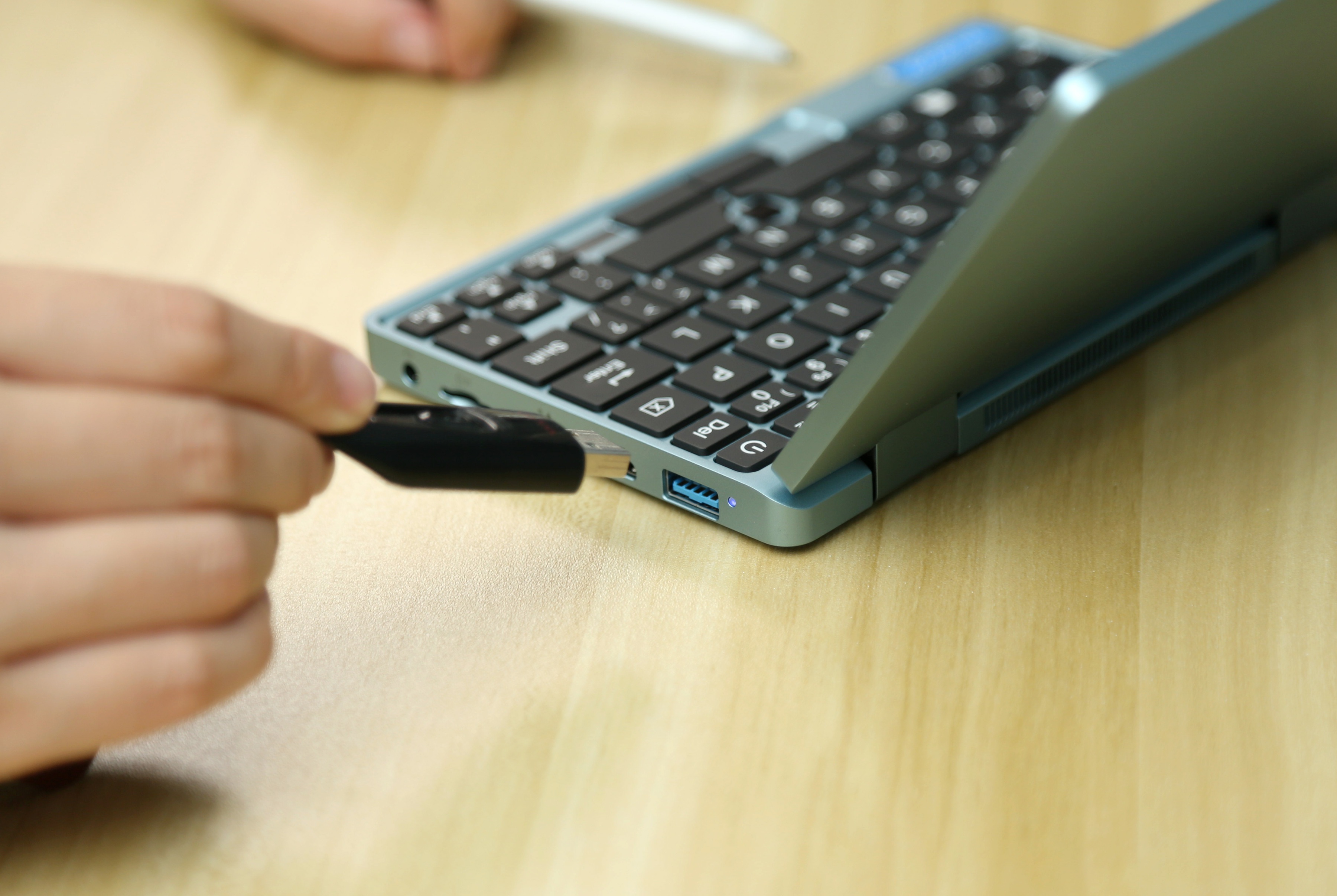 壹号本onemix1s笔记本,壹号本onemix1测评