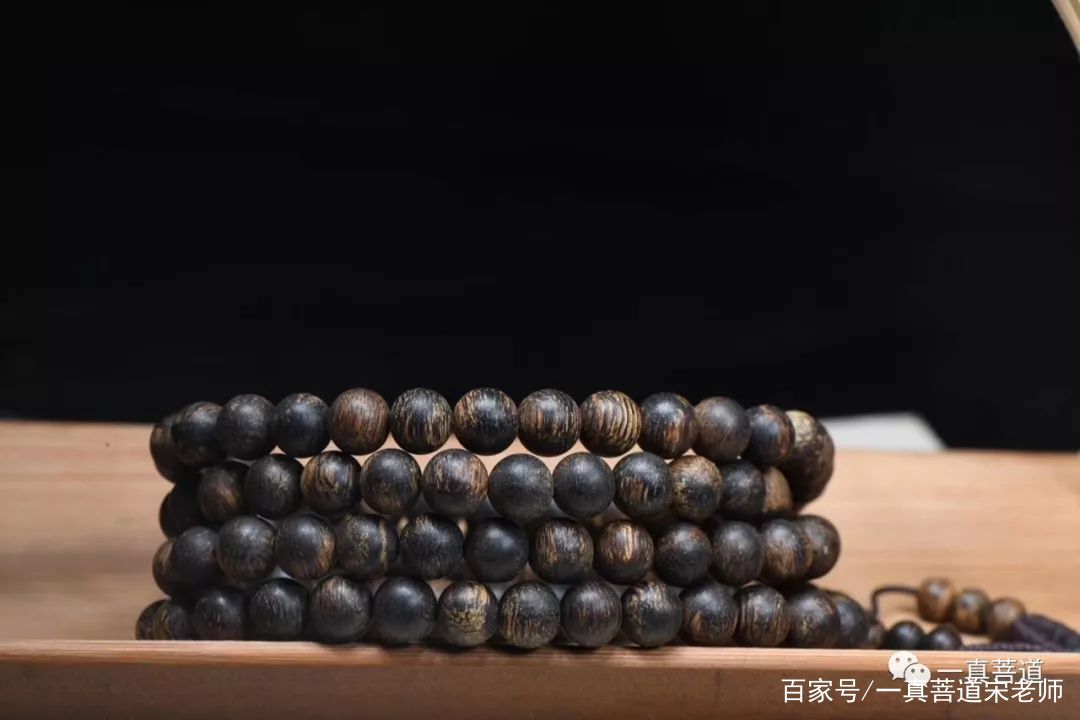 入门沉香手串有收藏价值吗,200元的沉香手串是真沉香吗