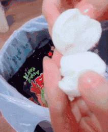 爆笑gif为了我的八块腹肌拼了,成年人幽默搞笑gif图片带字