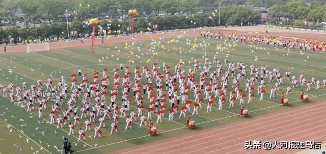 彩扇翻飞图片,彩扇翩飞