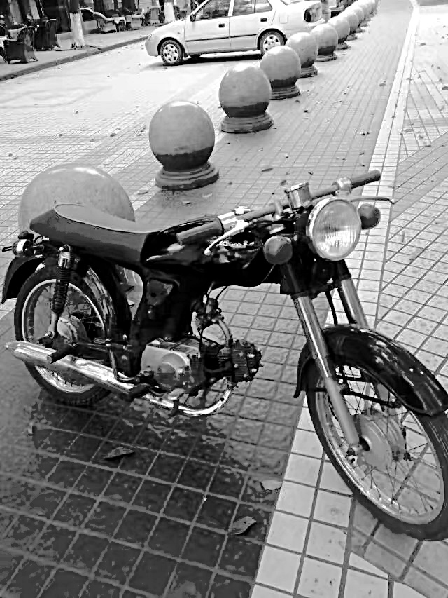 我的第一辆摩托车全集,我的第一辆自行车短文