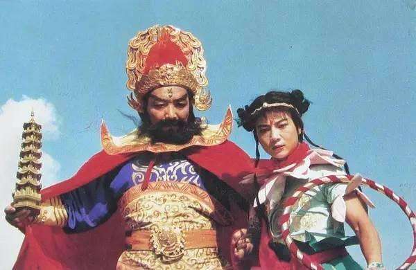 孙悟空怎么打败哪吒三太子,孙悟空和哪吒大战多少回合