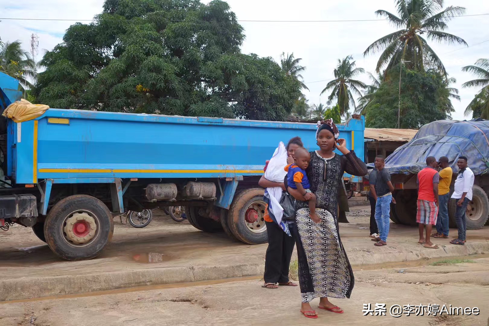 非洲农村妇女创业记：*款贷**、开店、谋生，出路到底在哪？