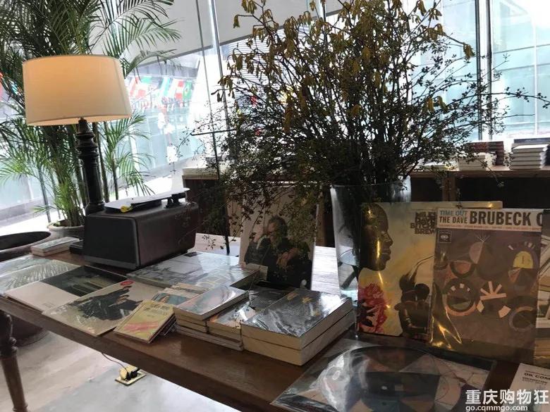 重庆最美书店网红打卡地,重庆最酷炫的书店