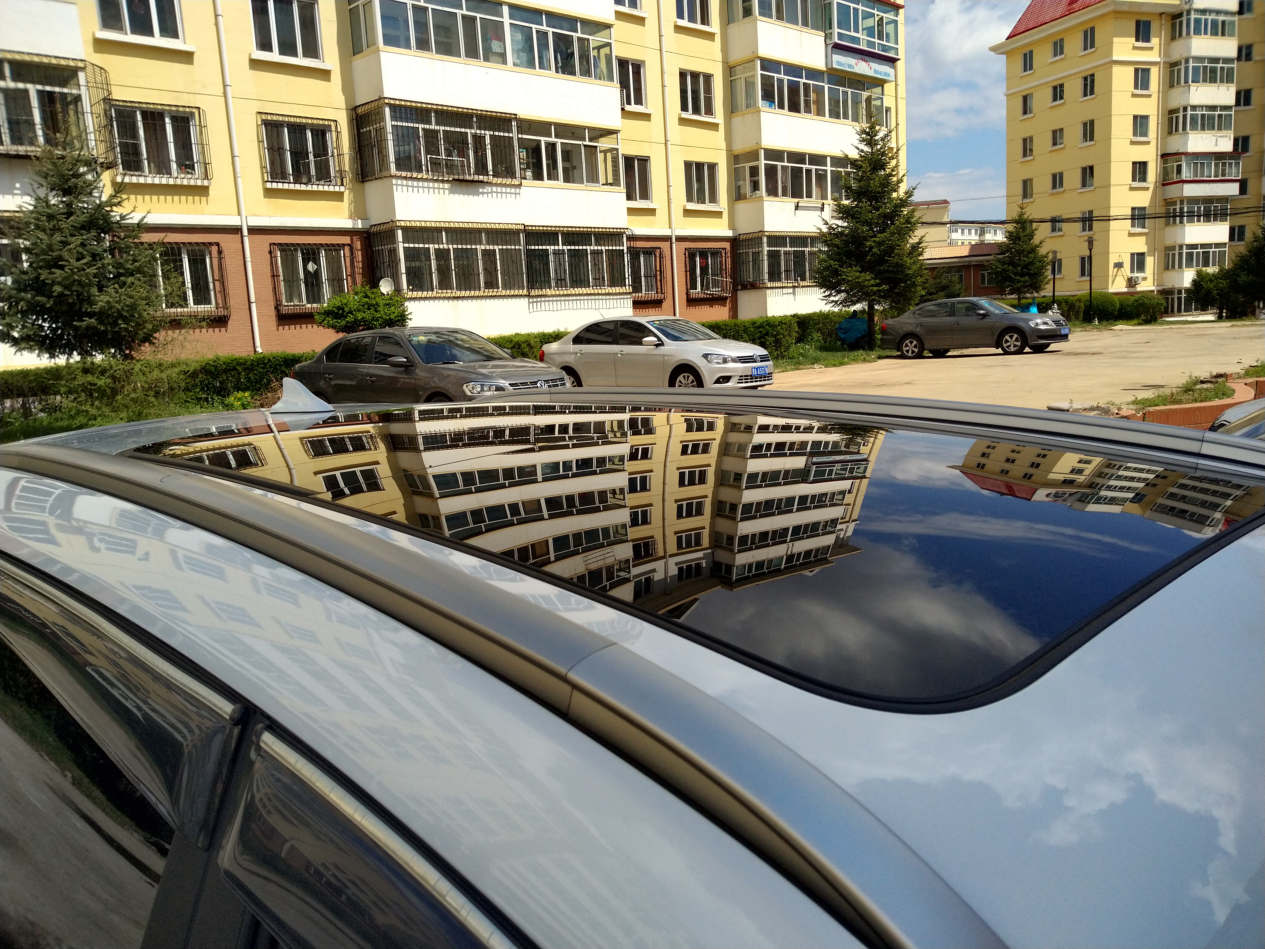 汽车漆面保养镀晶还是镀膜好,汽车漆面镀膜视频教程