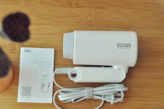 实力碾压戴森小米的吹风机,挑战戴森黑科技