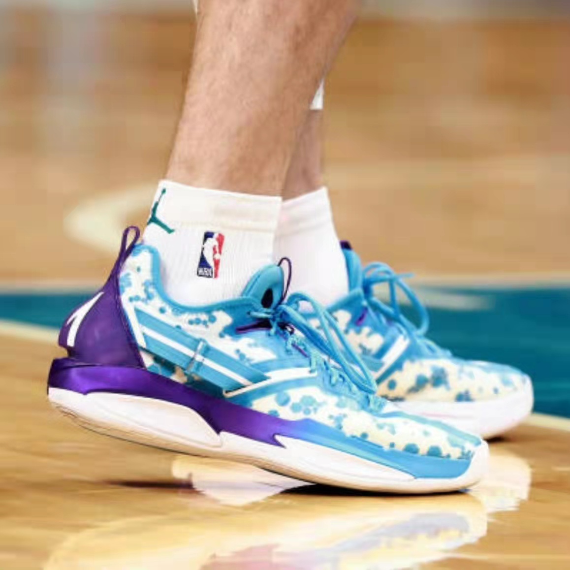 安踏海沃德七龙珠配色,海沃德3安踏