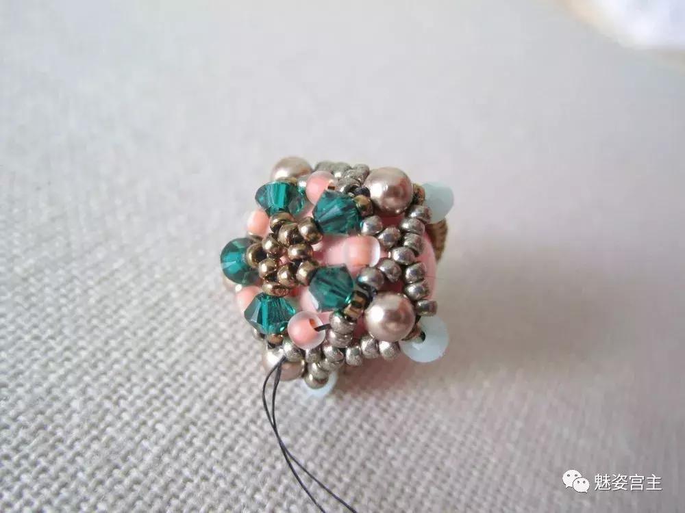 嘉德罗斯耳环怎么做教程,送你一副耳环