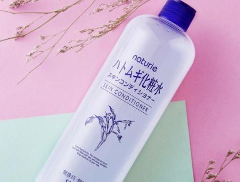 哪个牌子化妆水补水效果好,化妆水哪个牌子补水效果最好