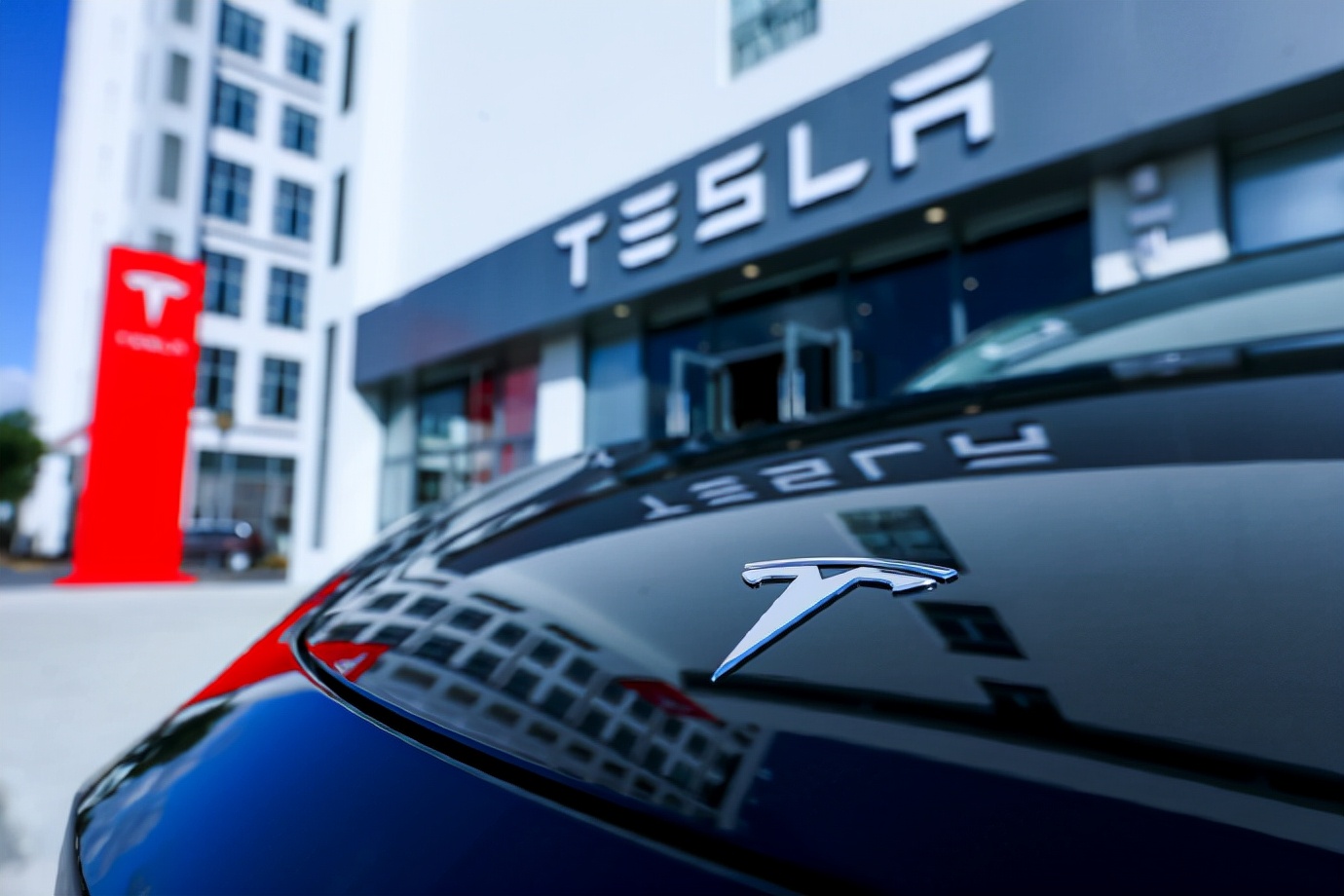 马云收购uc是真的吗,何小鹏专心造车