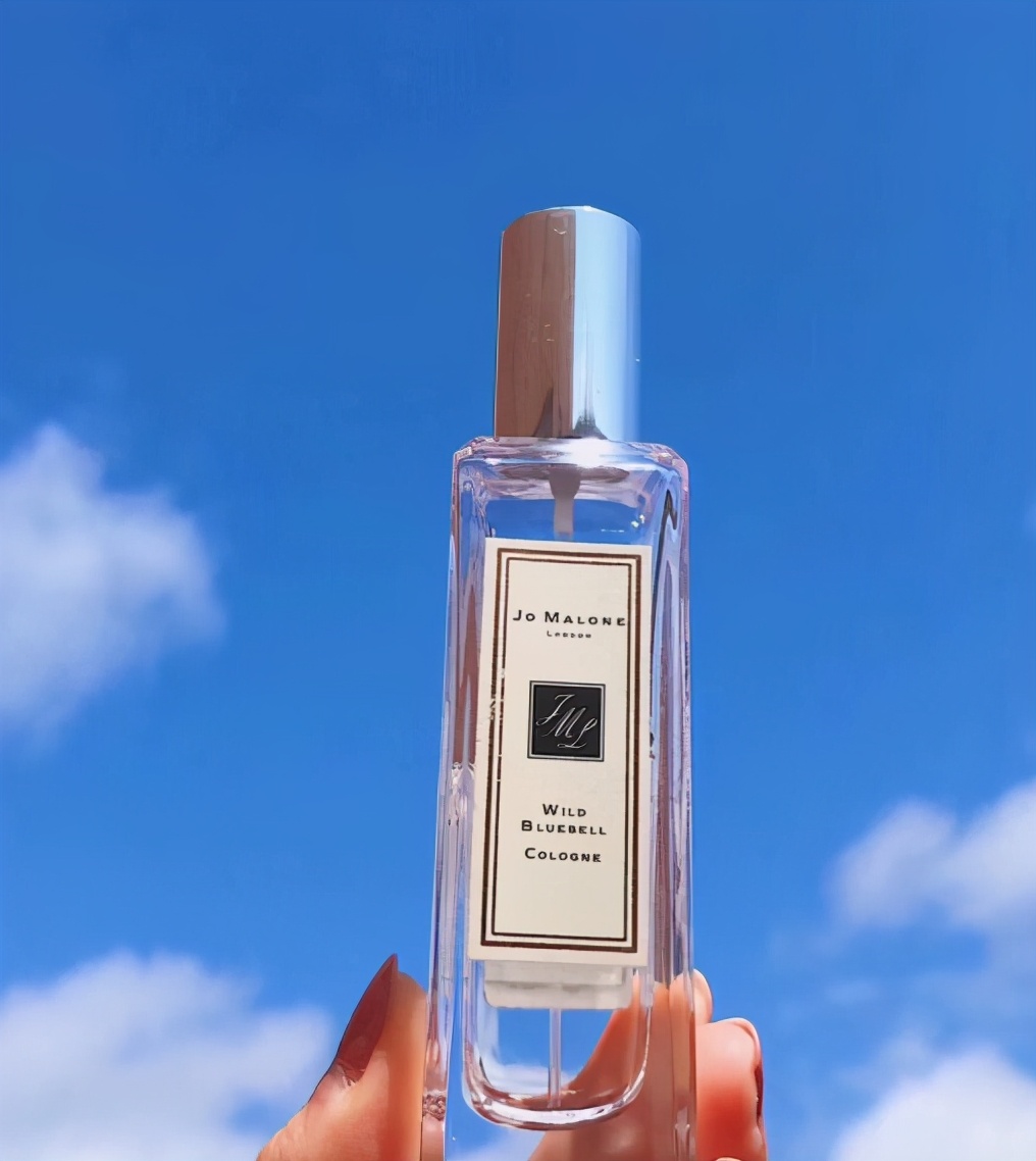 启蒙香，你的第一瓶香水是不是这七款中的一个