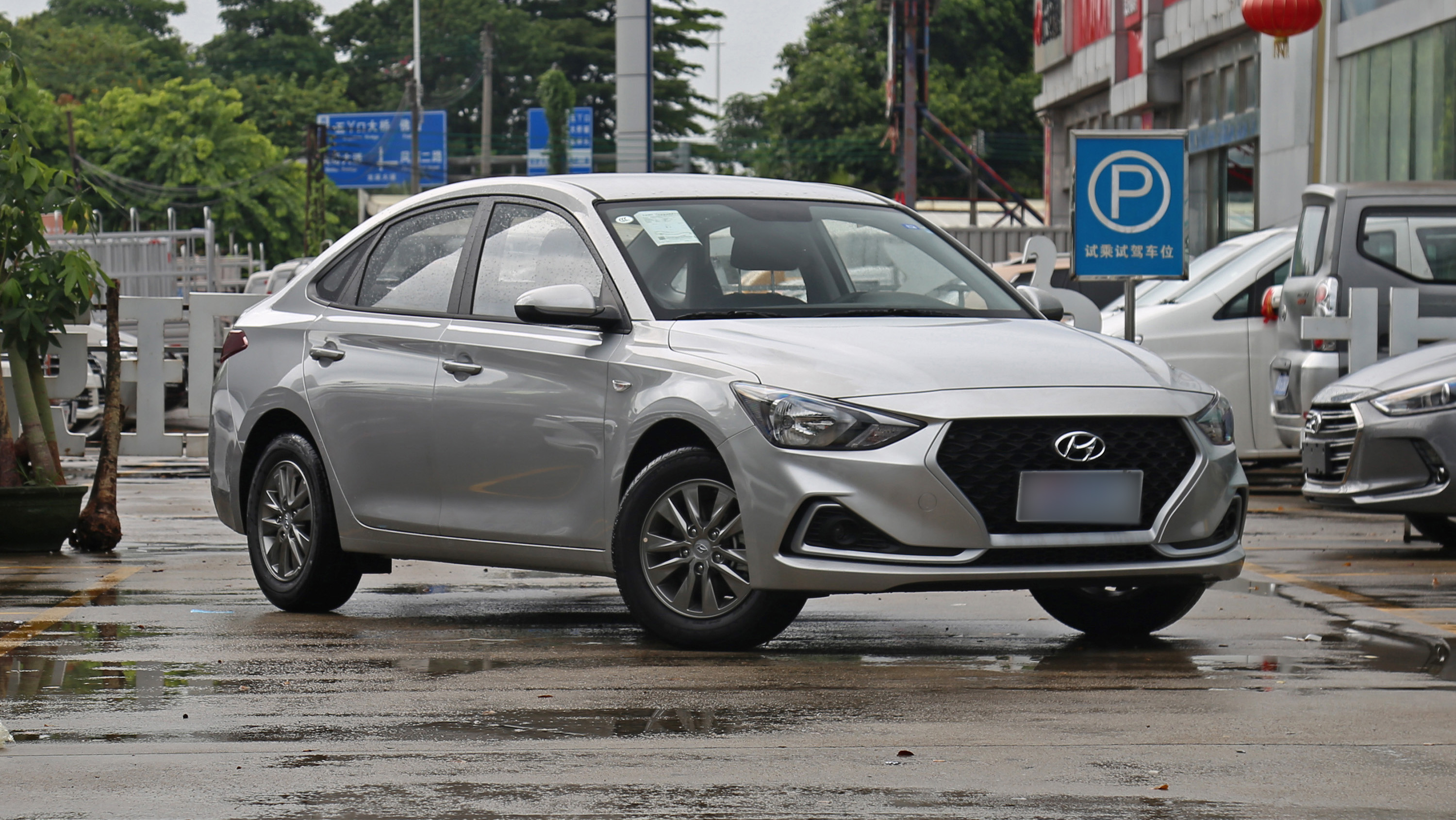 一代经典驾驶者之车,10万元年轻人的第一台车