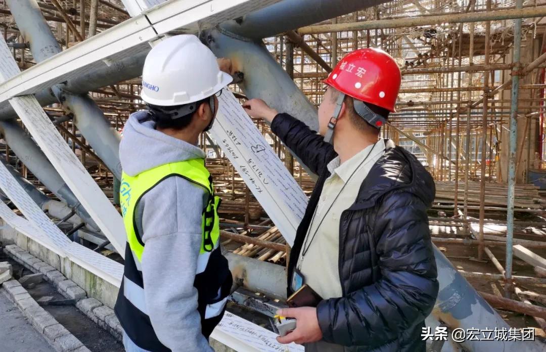 海豚广场幕墙工程师李冀军:毫厘之间的“算计”成就最美“颜值”