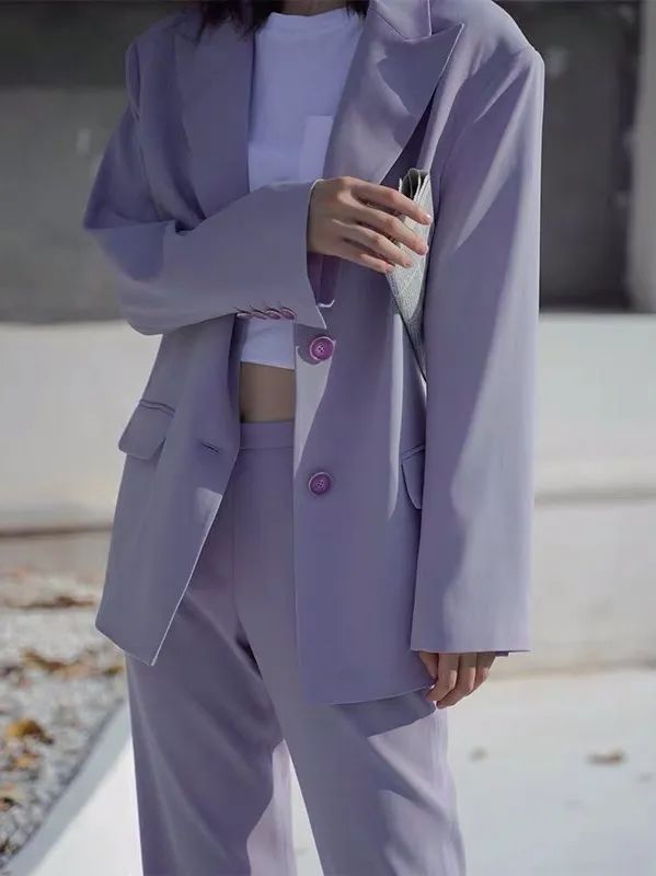 春夏就该选温柔挂！这个颜色的单品你衣柜里有吗？