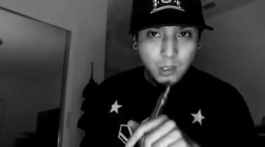 哈哈哈！没想到中国人看不上眼的土味“神货”，老外竟然都抢疯了